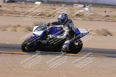 media/Dec-10-2023-SoCal Trackdays (Sun) [[0ce70f5433]]/Turn 9 Inside Set 2 (1115am)/